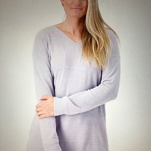 Barefoot Dreams V Neck New Without Tags in Soft Lilac - 1X